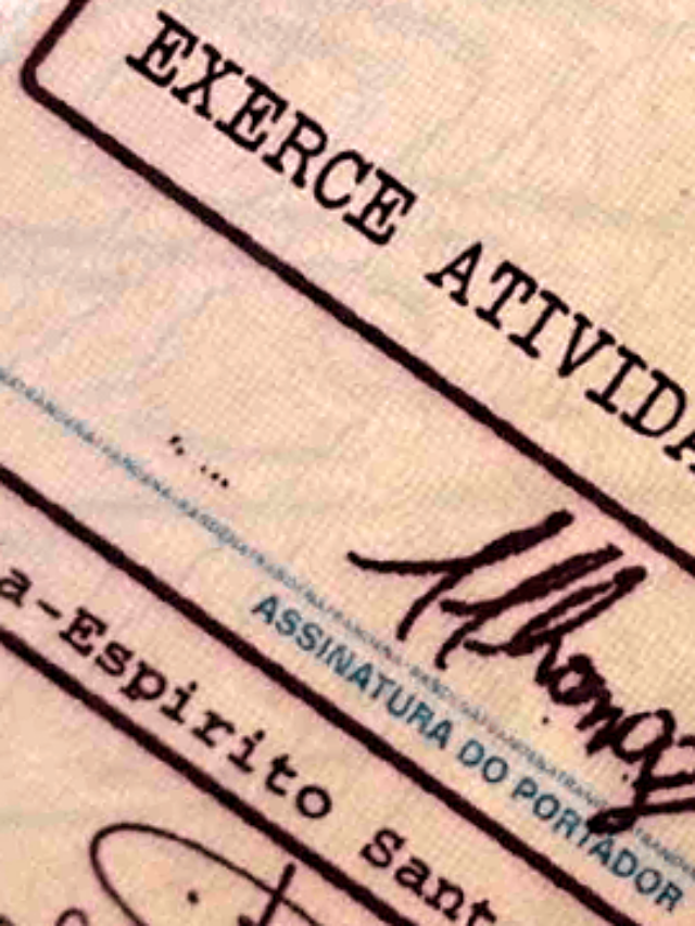 imagem de uma CNH de uma pessoa que exerce atividade remunerada