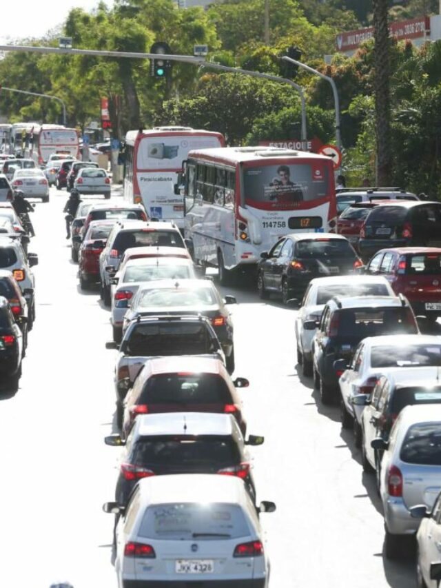 uso severo carro trãnsito