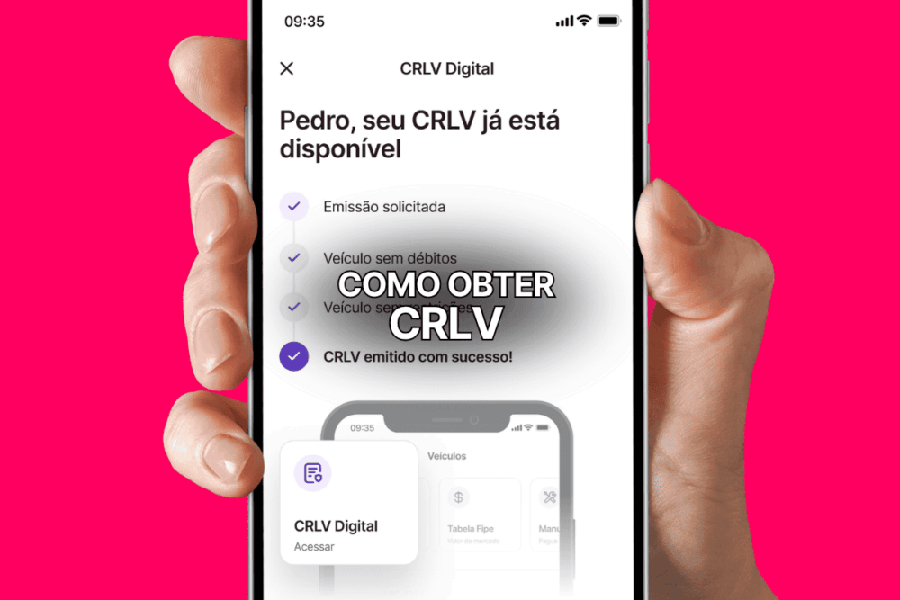 Pessoa segurando celular com tela exibindo a confirmação da emissão do CRLV digital no aplicativo, com destaque para a mensagem “CRLV emitido com sucesso” e a frase “Como obter CRLV”.