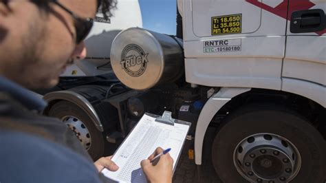 Cadastro ANTT: taxas, renovação e como parcelar débitos
