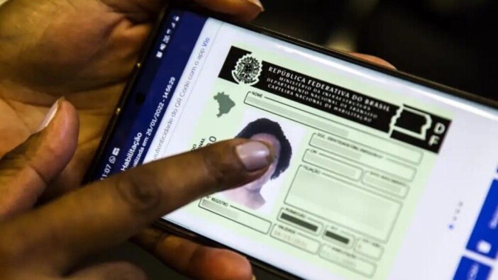 Renovação automática CNH: Pague as taxas e libere o fluxo