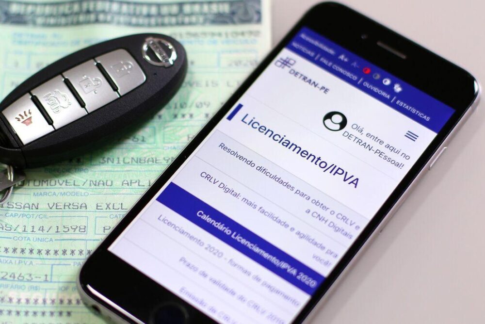 Qual pagar primeiro: IPVA ou licenciamento?